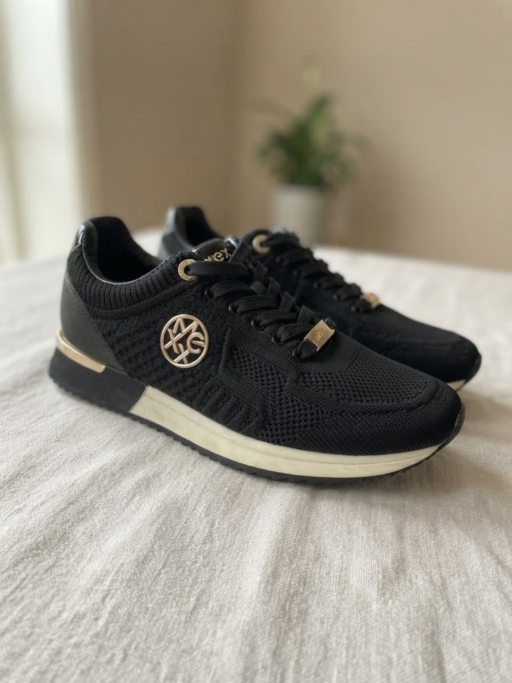Mexx Black Knit Sneakers with Gold Accents - size 6